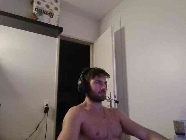 alphah-hunk alphah-hunk