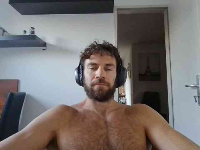 alphah-hunk