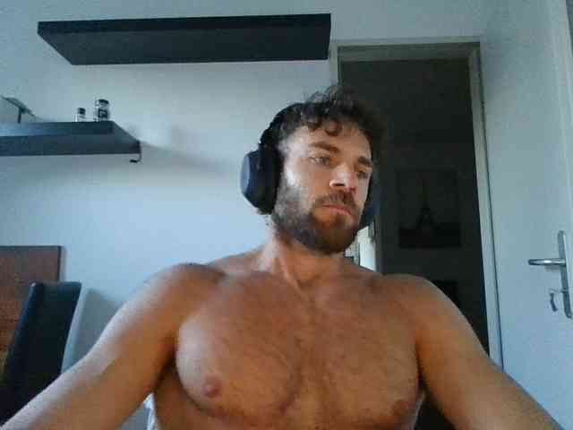 alphah-hunk