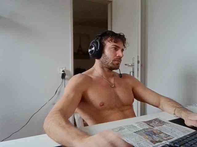 alphah-hunk alphah-hunk