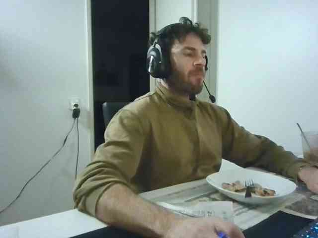 alphah-hunk alphah-hunk