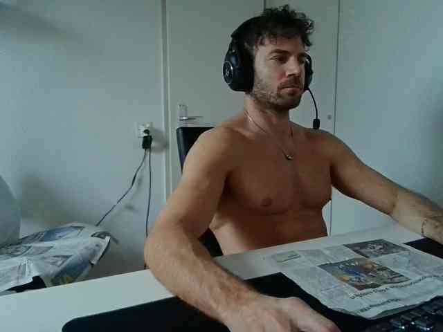 alphah-hunk alphah-hunk