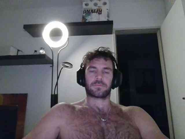 alphah-hunk alphah-hunk