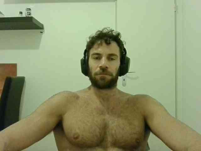 alphah-hunk