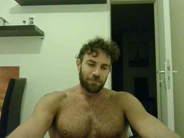 alphah-hunk