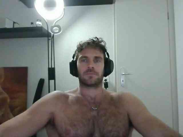 alphah-hunk alphah-hunk