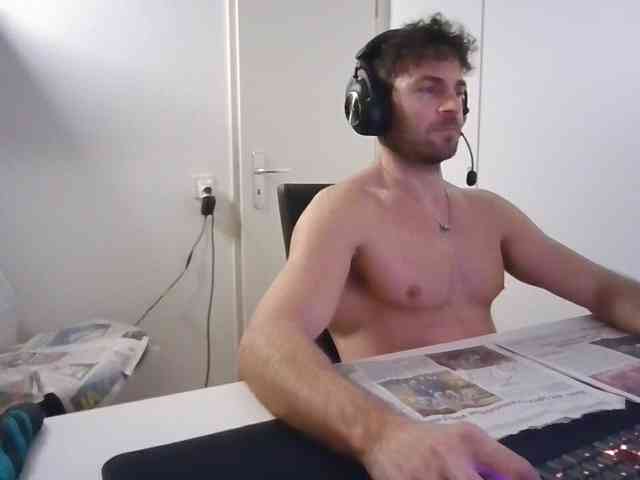 alphah-hunk alphah-hunk