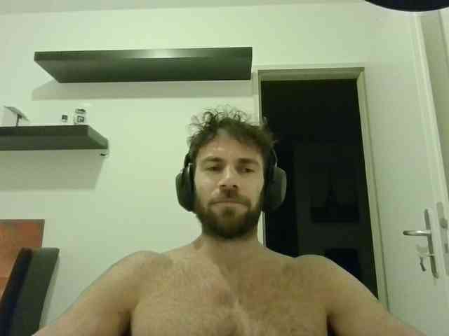 alphah-hunk