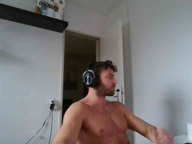 alphah-hunk alphah-hunk