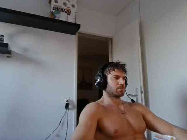 alphah-hunk alphah-hunk