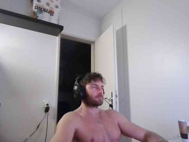 alphah-hunk alphah-hunk