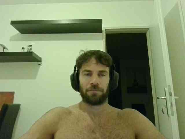 alphah-hunk