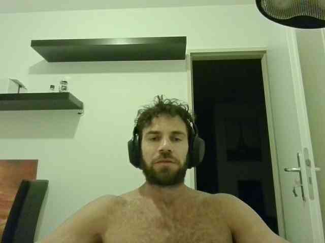 alphah-hunk