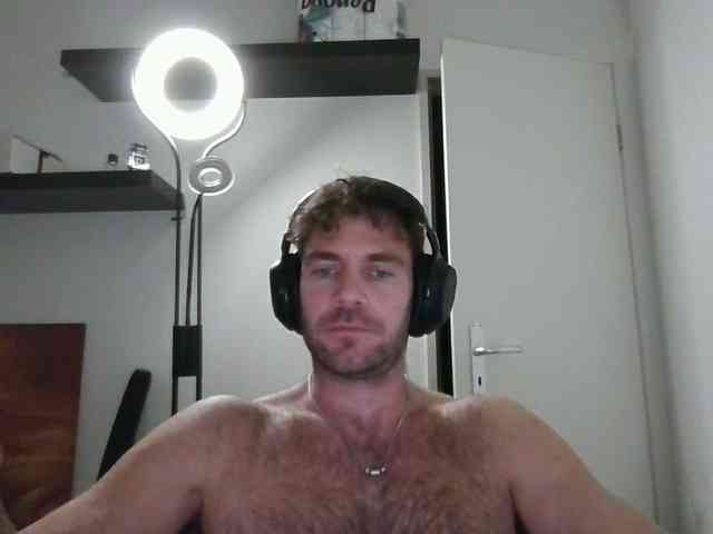 alphah-hunk alphah-hunk