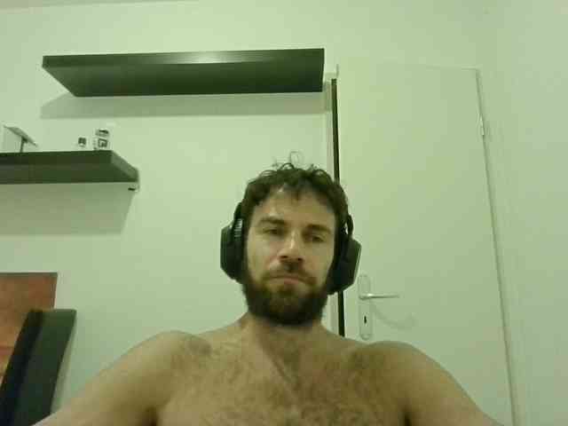 alphah-hunk