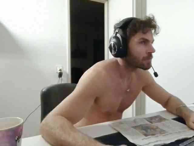 alphah-hunk alphah-hunk