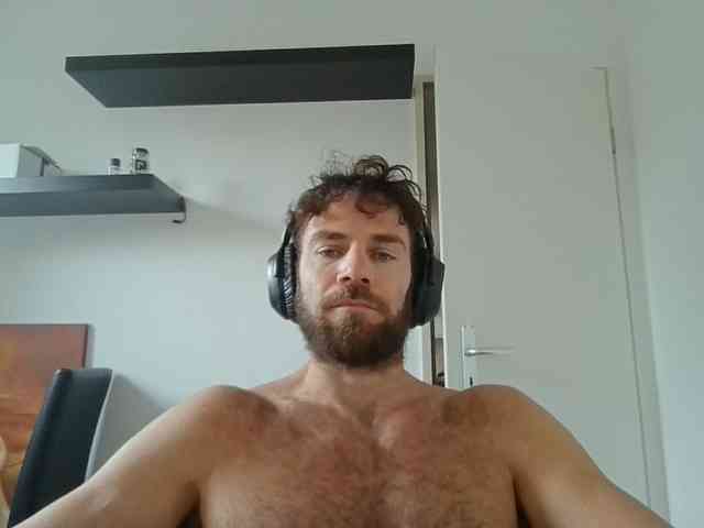 alphah-hunk