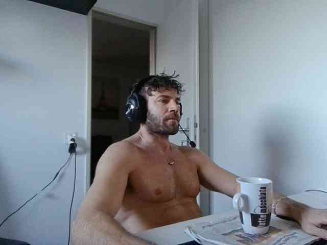 alphah-hunk alphah-hunk