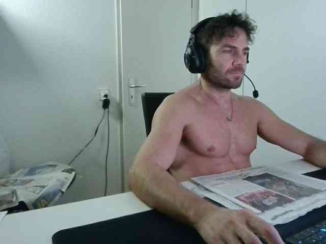 alphah-hunk alphah-hunk