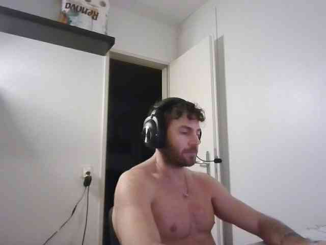 alphah-hunk alphah-hunk