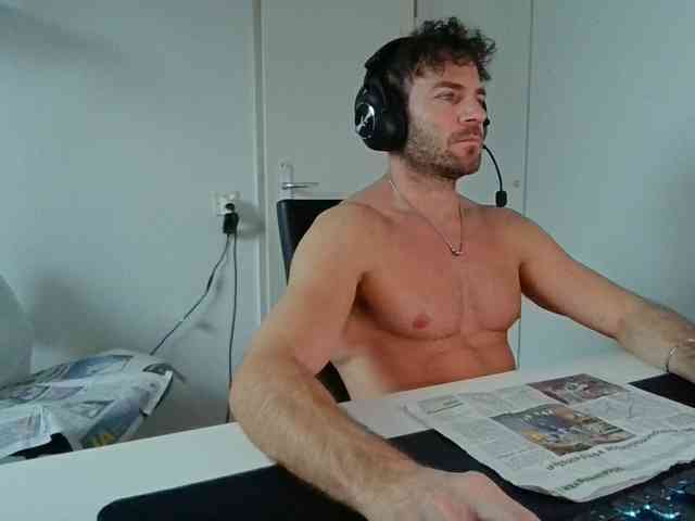 alphah-hunk alphah-hunk