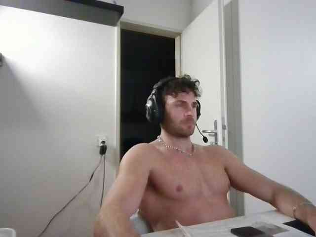 alphah-hunk alphah-hunk