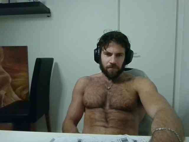 alphah-hunk alphah-hunk