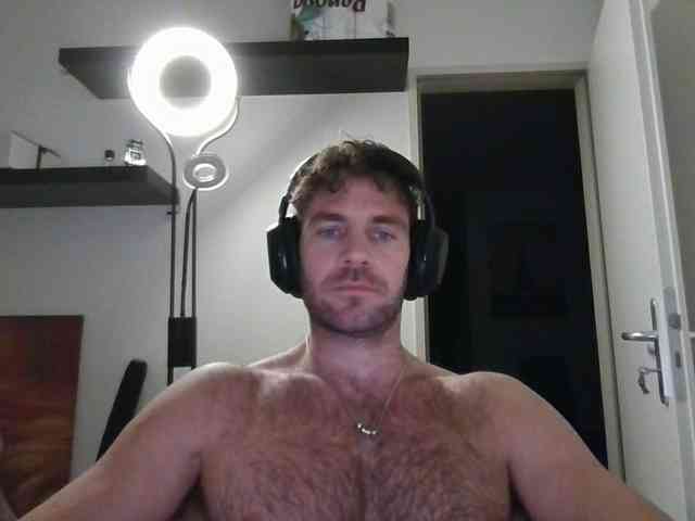 alphah-hunk alphah-hunk