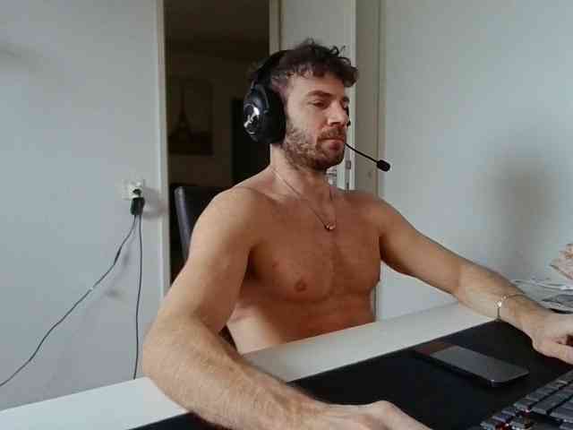 alphah-hunk alphah-hunk