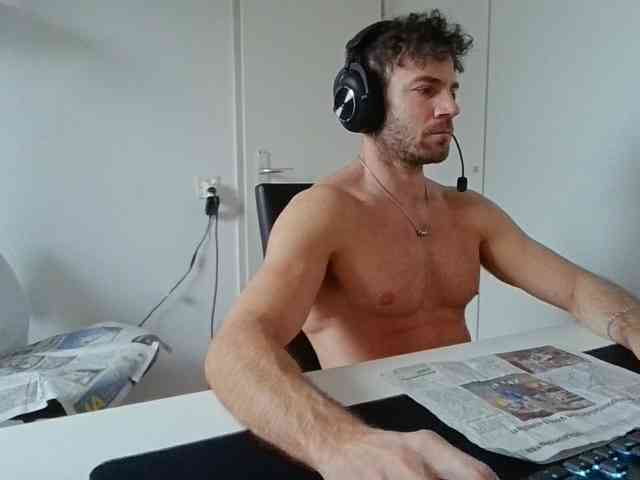 alphah-hunk alphah-hunk