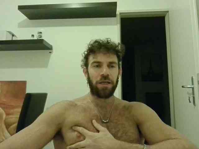 alphah-hunk