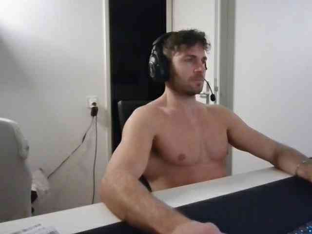 alphah-hunk alphah-hunk