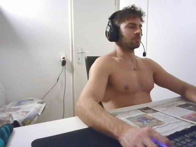 alphah-hunk alphah-hunk