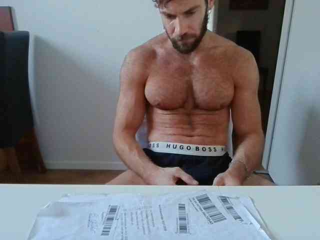 alphah-hunk
