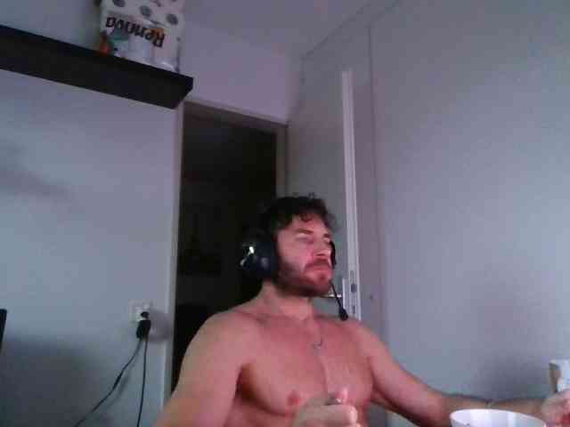 alphah-hunk alphah-hunk