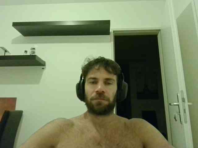 alphah-hunk