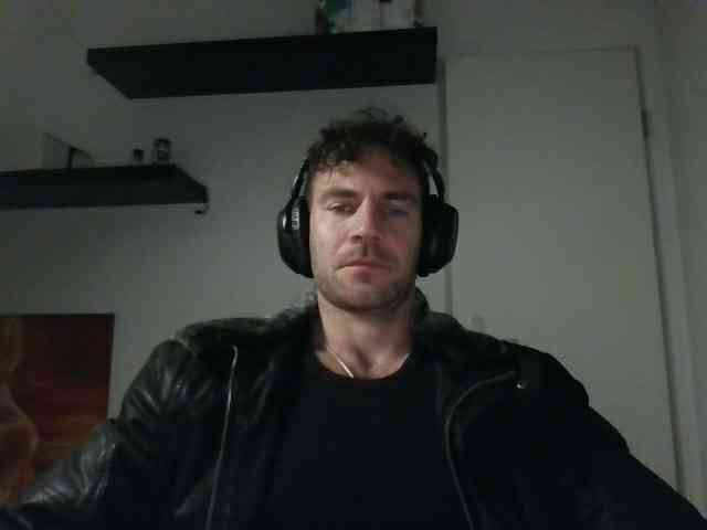 alphah-hunk alphah-hunk