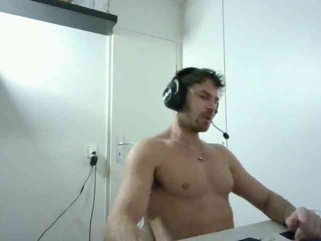 alphah-hunk alphah-hunk