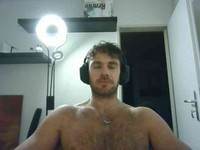 alphah-hunk alphah-hunk