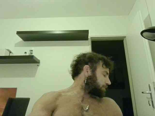alphah-hunk
