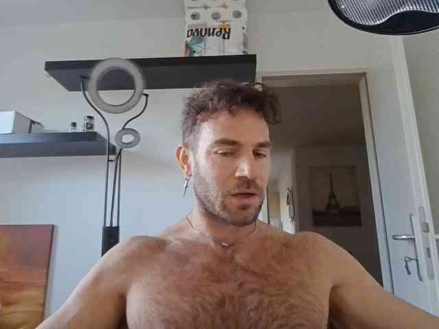 alphah-hunk alphah-hunk