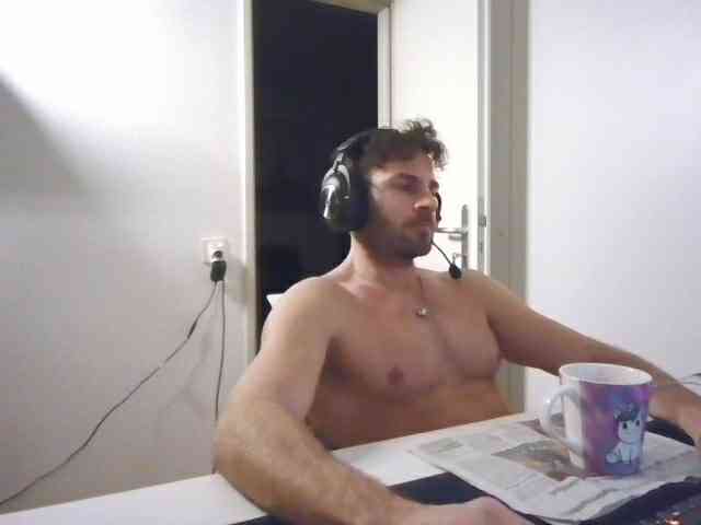 alphah-hunk alphah-hunk