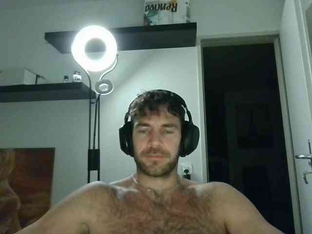 alphah-hunk alphah-hunk