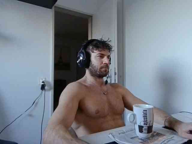 alphah-hunk alphah-hunk