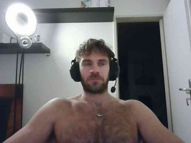 alphah-hunk alphah-hunk