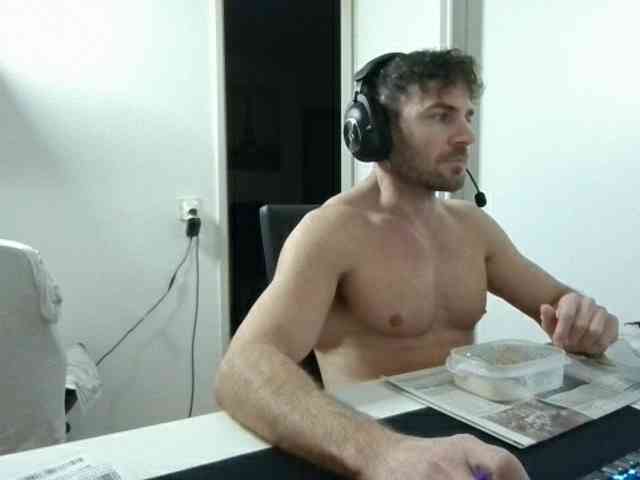 alphah-hunk alphah-hunk