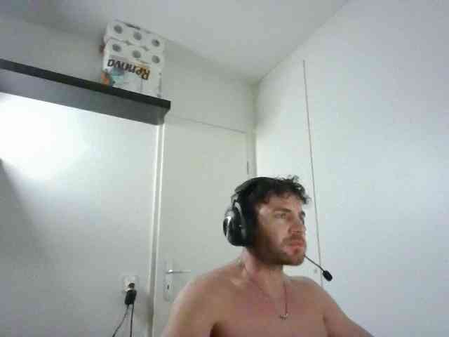 alphah-hunk alphah-hunk