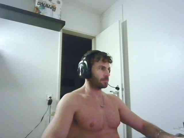 alphah-hunk alphah-hunk