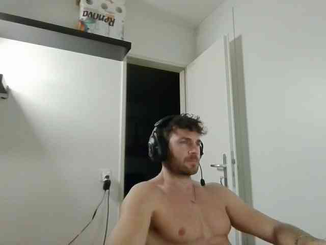 alphah-hunk alphah-hunk