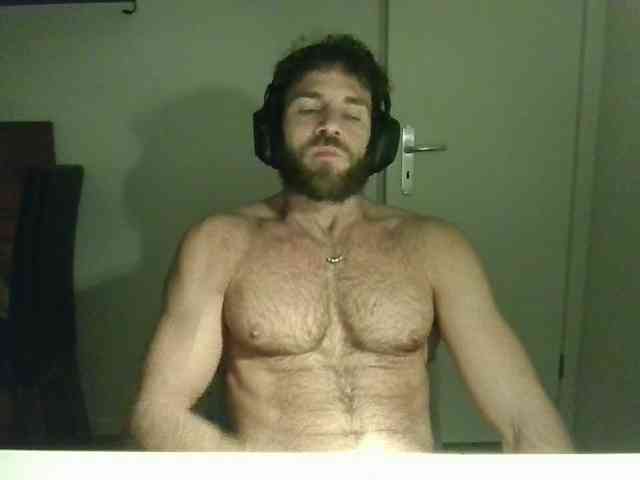 alphah-hunk